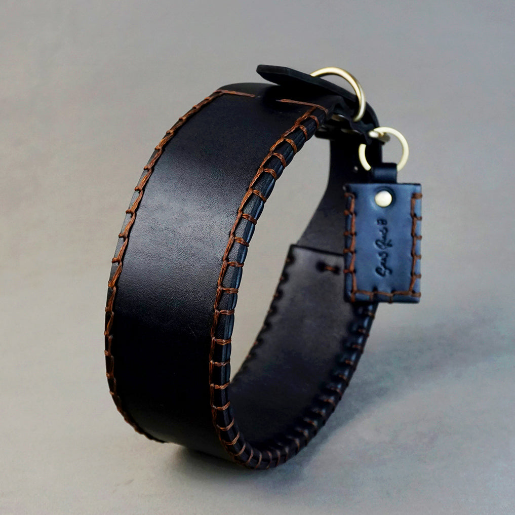 Handsewn 6 Collar - M: neck between 49-59cm / 6cm wide, for Medium and Large Dogs.